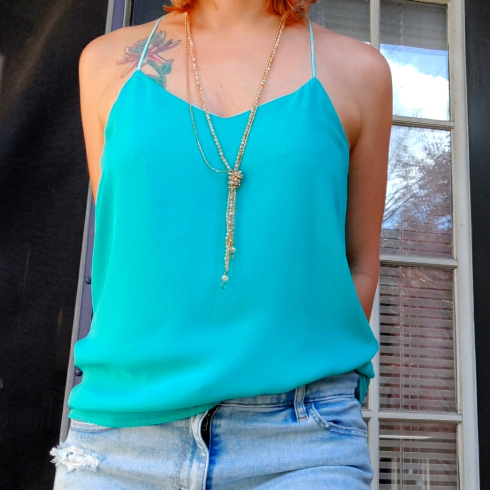 Express Factory reversible V neck cami, size